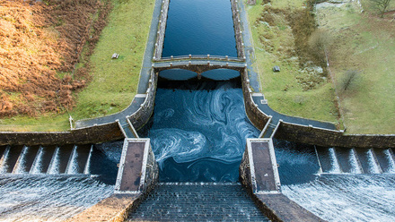 energy-dam-water-131965178-web-1500px.jpg